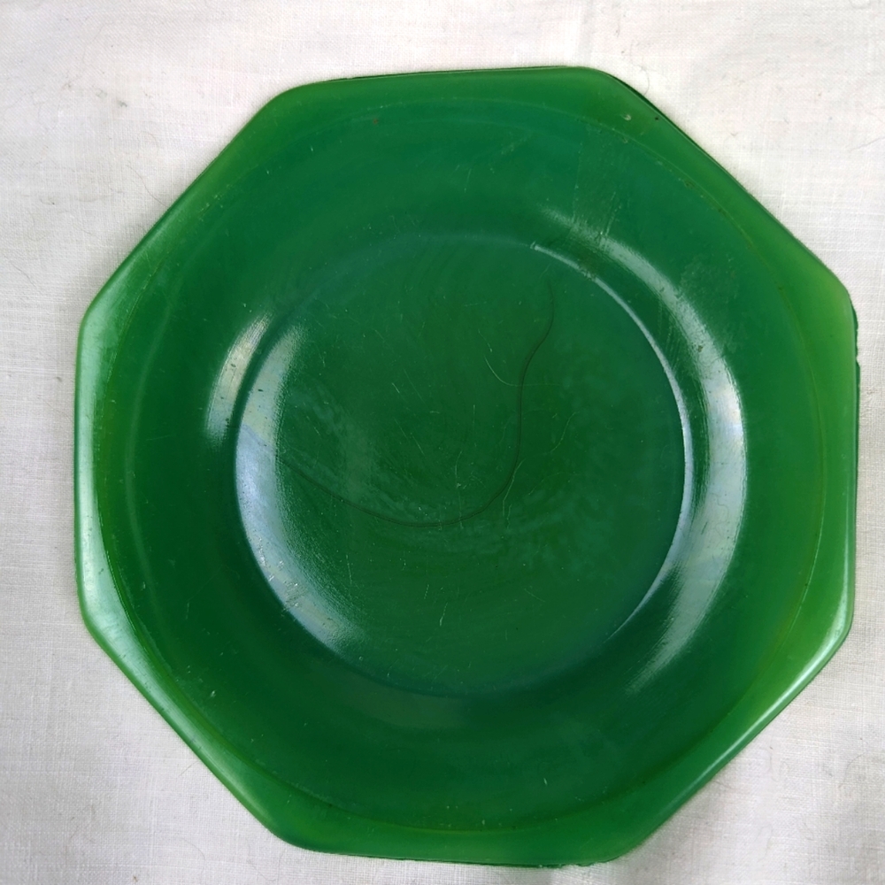 Vintage Akro Agate Jadeite Glass Saucer Green